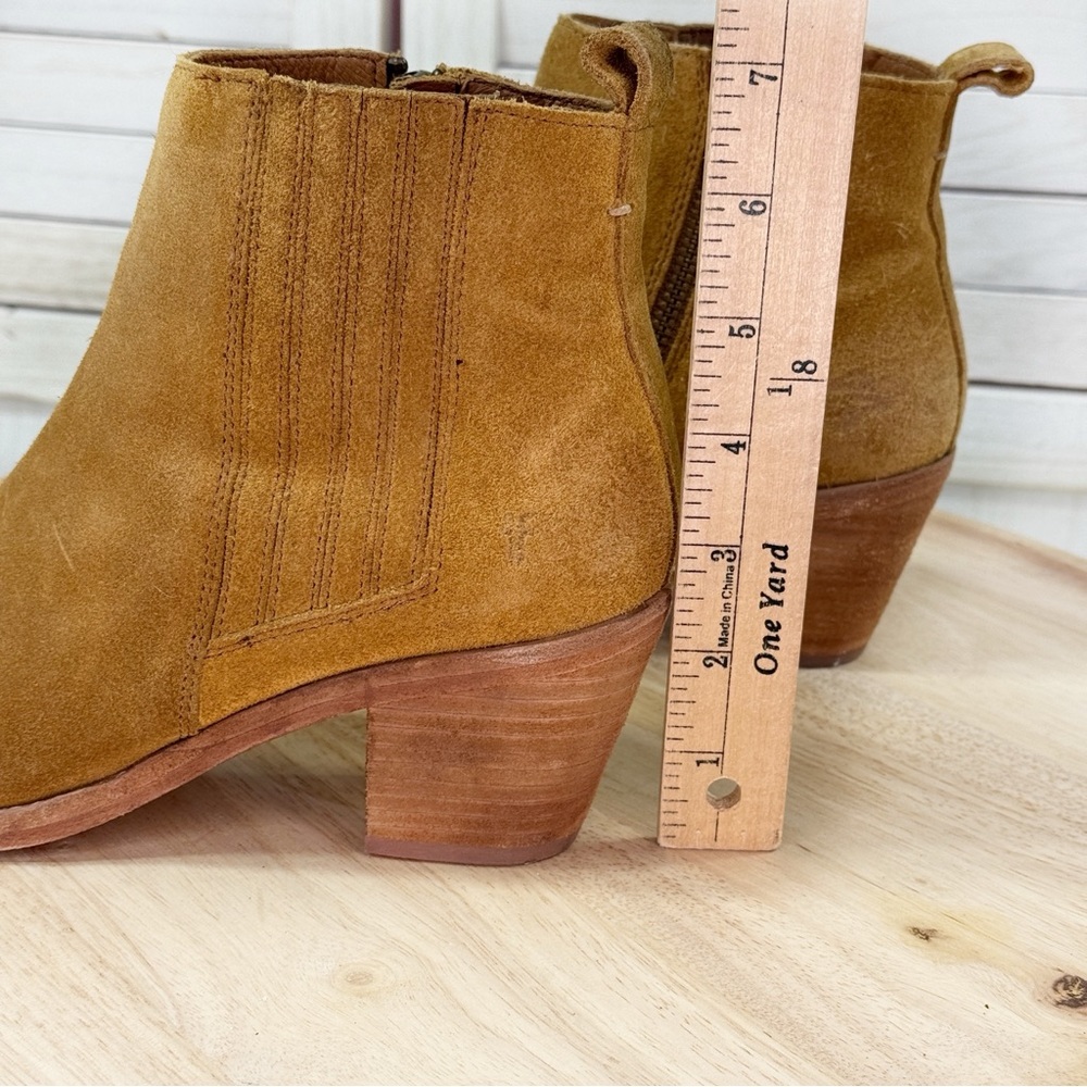 Frye Alton Suede Chelsea Ankle Boots Bootie Block Heel Tan Womens Size 7.5‎ - Picture 8 of 11